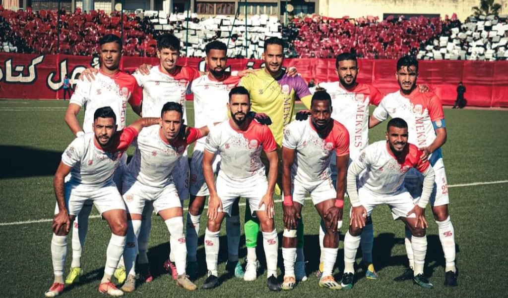 النادي المكناسي يواصل صدارة القسم الثاني وحيدا