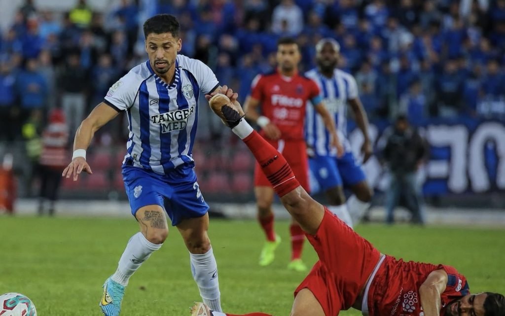 اتحاد طنجة مُهدد بمواجهة نادي الرجاء بفريق الأمل