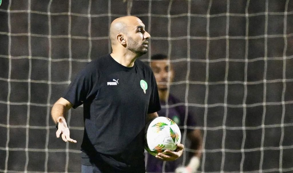 وليد الركراكي يحدد برنامج الإستعدادات لمباراة أنغولا