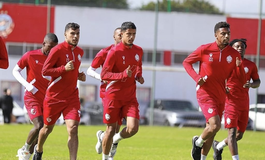 الإصابة تنهي موسم مدافع الوداد الرياضي