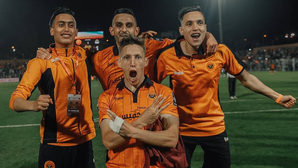 نهضة بركان يضمن منحة دسمة بعد بلوغ نصف نهائي الكونفدرالية