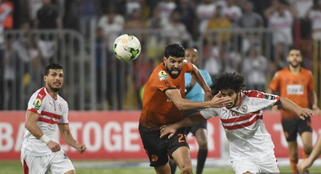 نهضة بركان يواجه الزمالك المصري في نهائي كأس الكونفدرالية