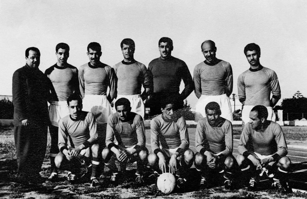 جون أفريك: الفيفا جمدت نشاط المغرب بسبب دعمه واحتضانه لجبهة التحرير الجزائرية