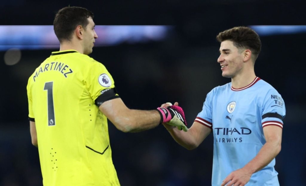 منتخب الأرجنتين يستدعي مارتينيز وألفاريز لمواجهة المغرب في الأولمبياد