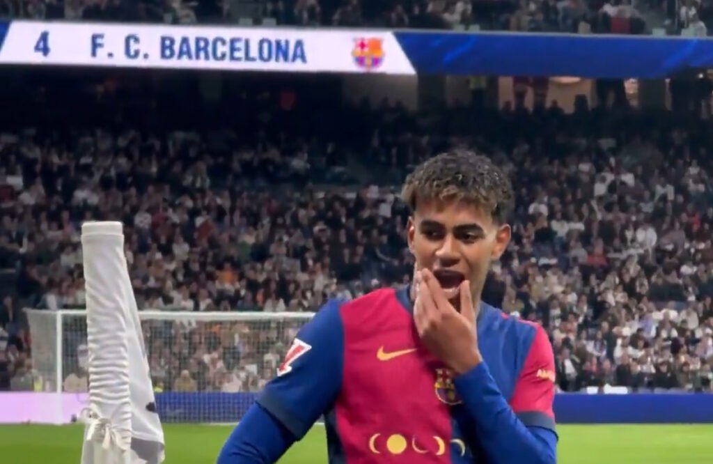 جمهور ريال مدريد ينعت لامين جمال بالمغربي الأسود في الكلاسيكو