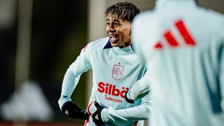 طبيب منتخب إسبانيا يُحضر السحور ليامال ويعفيه من الإستيقاظ باكرا