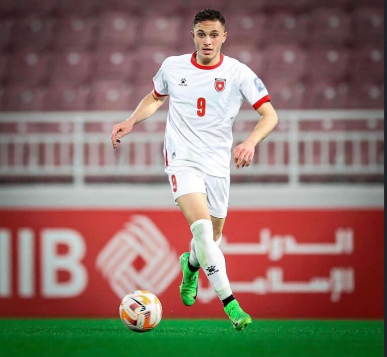 الكوكب المراكشي يعلن تعاقده مع لاعب من الأردن