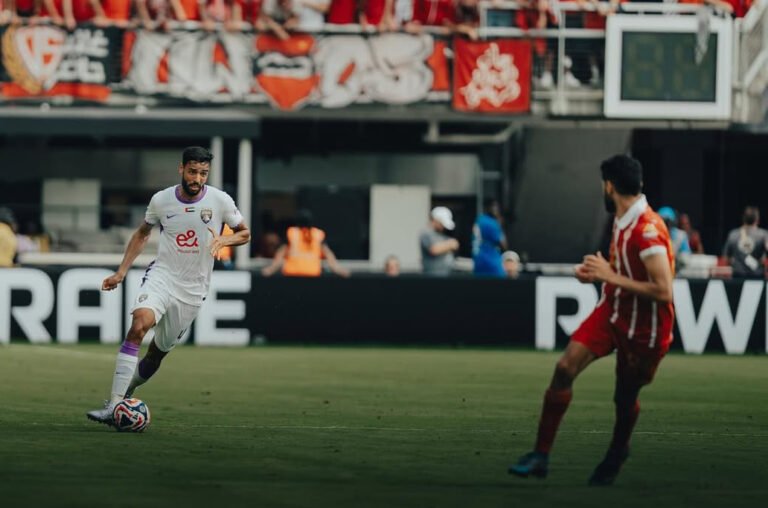 العين يعلق تعاونه مع الرجاء بسبب رحيمي ويتجه لإعارة بنخالق إلى الوداد