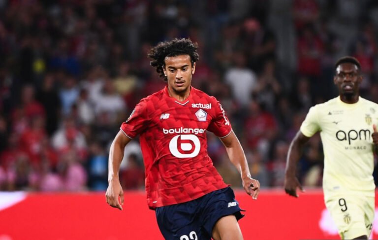 أيوب بوعدي يعتذر للركراكي ويقرر الإلتحاق برديف منتخب فرنسا