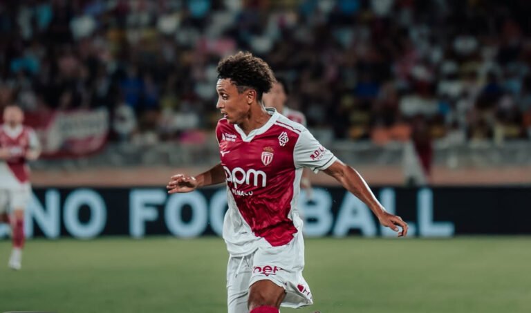 إلياس بن صغير ينتقل رسميا إلى نادي باير ليفركوزن