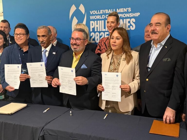 توقيع اثفاقية شركة بين الاتحاد الدولي والاتحاد العربي للكرة الطائرة