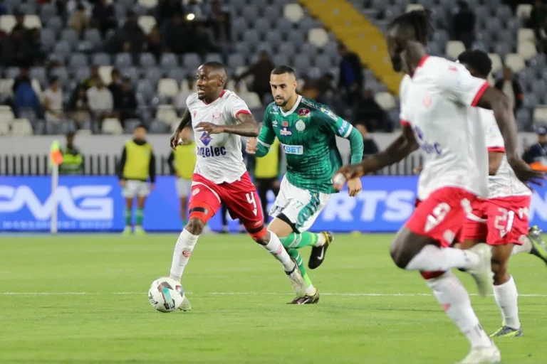 الوداد يسعى إلى كسر عقدة 3 سنوات أمام الرجاء الرياضي