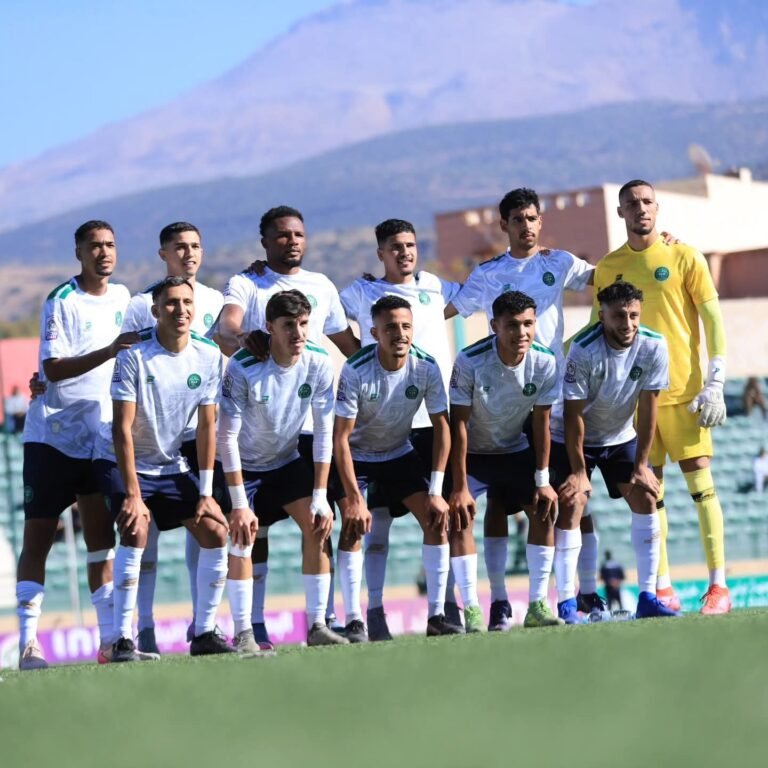 برنامج الدورة العاشرة للدوري المغربي الاحترافي الثاني يغري بمواجهات حارقة على صعيد المقدمةوأسفل الترتيب العام.