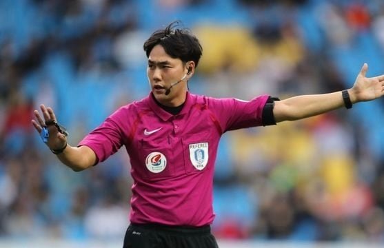 صافرة كورية تدير مباراة المنتخب المغربي أمام كاليدونيا