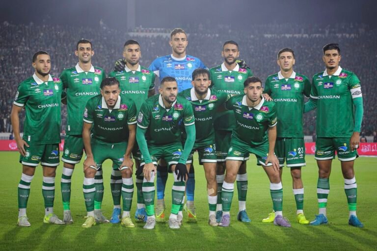 الرجاء يقص شريط مباريات الجولة الثامنة بمواجهة الكوكب المراكشي