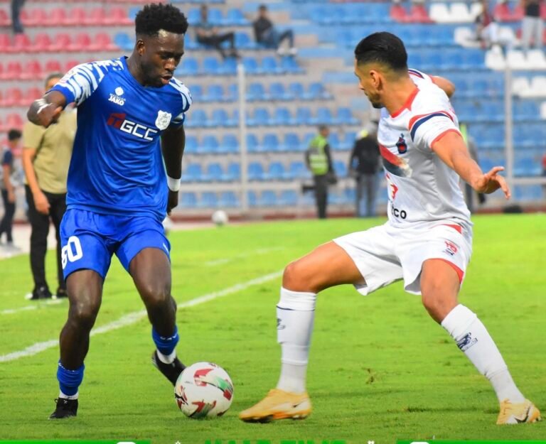 الدفاع الحسني الجديدي يتنفس الصعداء ويحقق الفوز الأول في البطولة