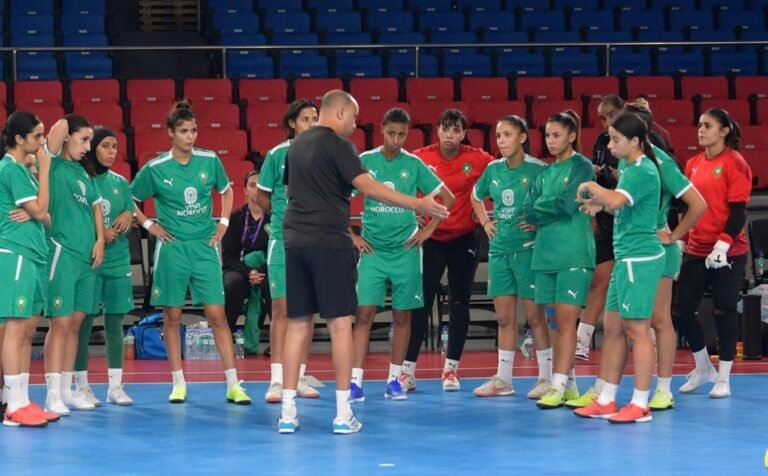 المنتخب النسوي للفوتسال يجري أول حصة تدريبية استعدادا للمونديال