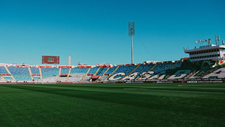 غياب تخطيط اللجنة المنظمة يتسبب في عزوف جماهيري لمباريات الكان