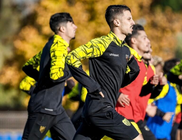 المغرب الفاسي يستعد للبطولة الوطنية بإسبانيا