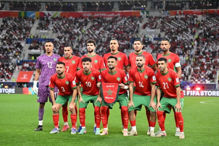 المنتخب الوطني المغربي يتأهل لنهائي كأس العرب بقطر ويُدخل البهجة على قلوب المغاربة