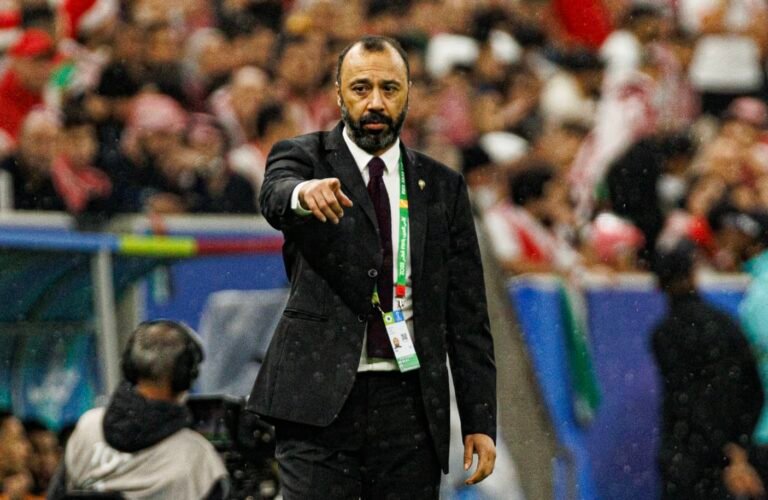 الجامعة لا ترى في السكتيوي ناخبا وطنيا وتفضل مدرب أجنبي