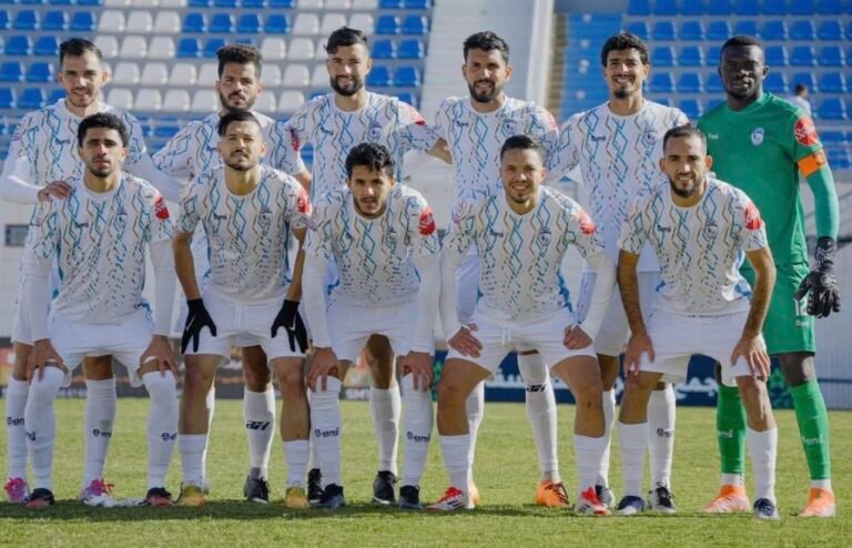 سريع وادي زم يفوز برباعية ويقترب من الصدارة