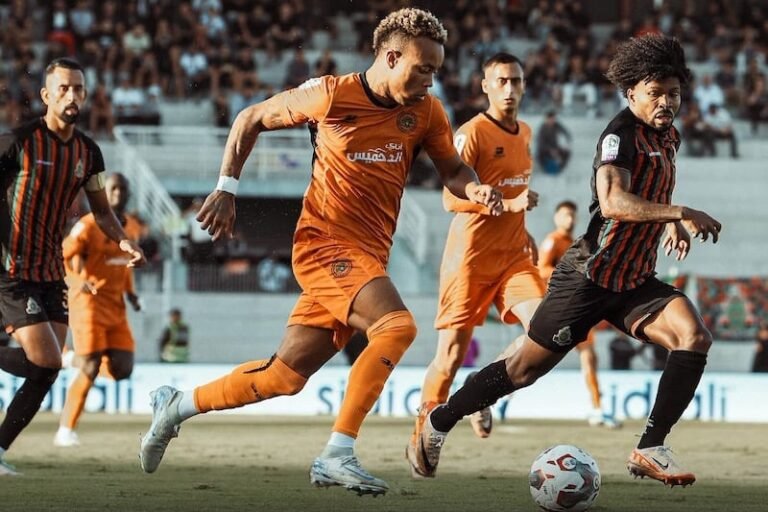 العصبة تعتبر مباراة الجيش الملكي وبركان محلية وتبرمج معها المؤجلات