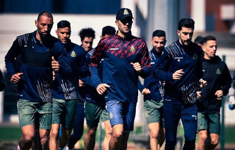 الجيش الملكي يستأنف تدريباته استعدادا لموقعة نهضة بركان