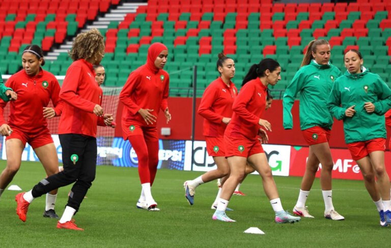 المنتخب الوطني يواصل تحضيراته استعدادا لمواجهة نظيره المالي