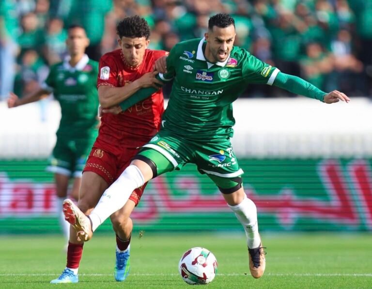 طبيب الرجاء يكشف الحالة الصحية للنفاتي وحظوظه لخوض الديربي