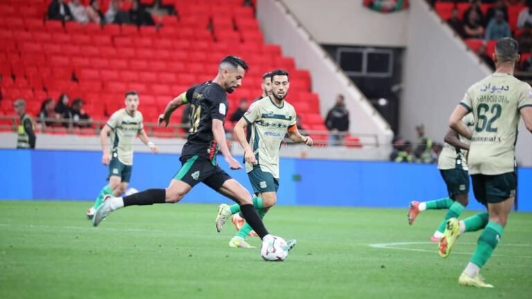 الجيش الملكي يطمح للانفراد بالصدارة أمام أولمبيك الدشيرة
