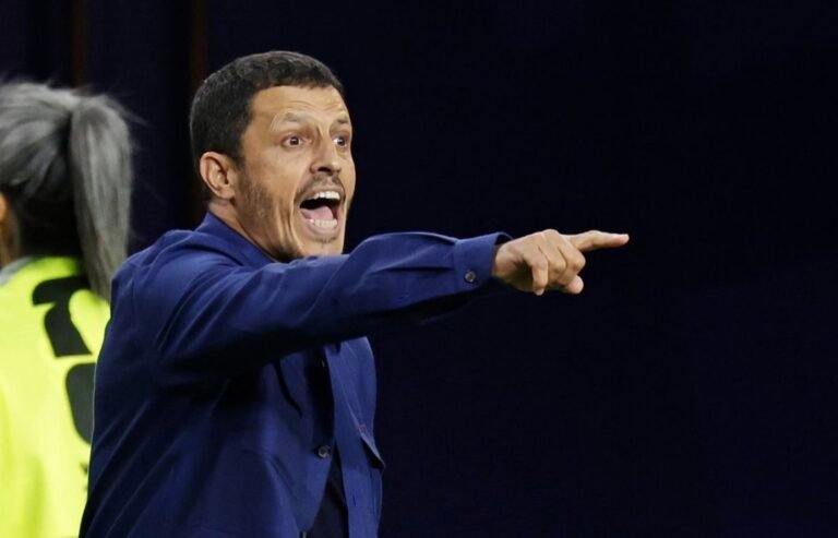 السلامي: فخور باللاعبين وأتمنى من جمهور الأردن أن ينتقدني أن