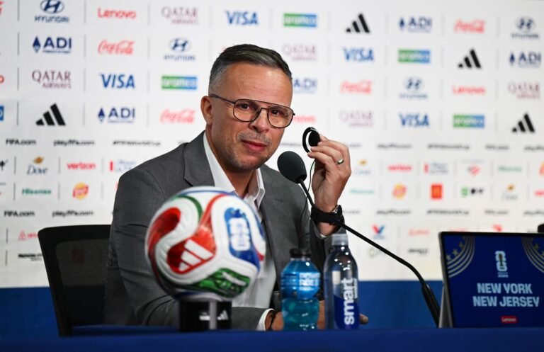 وهبي يعقد ندوة صحافية لتقييم مشاركة المنتخب في المونديال