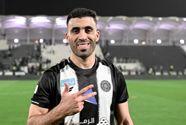 عبد الرزاق حمد الله يقترب على بعد خطوة من الهداف التاريخي للدوري السعودي
