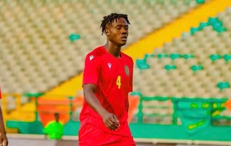 لاعب مالي يعزز صفوف الدفاع الحسني الجديدي