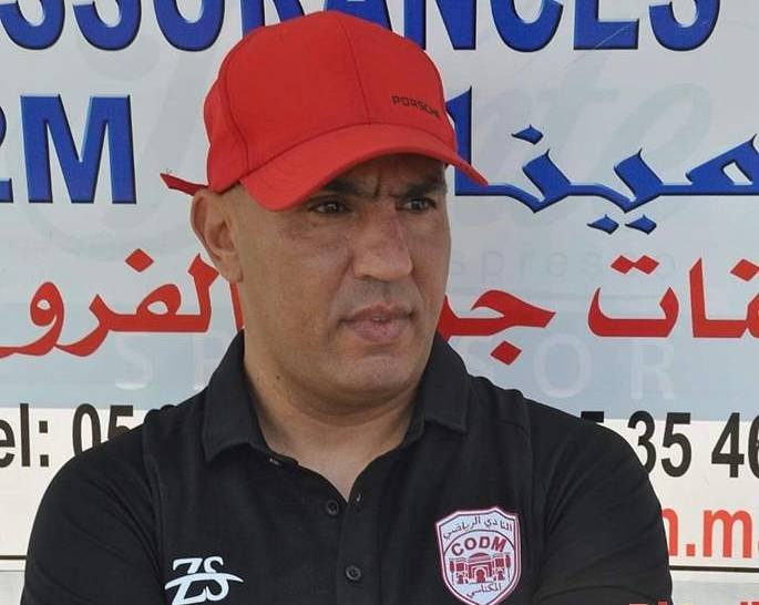 المدرب أحمد زهير يعود رسميا الى بطولة الهواة