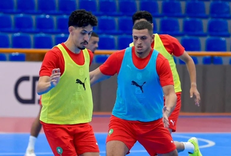 المنتخب الوطني يواصل تدريباته استعدادا لمواجهة الجزائر