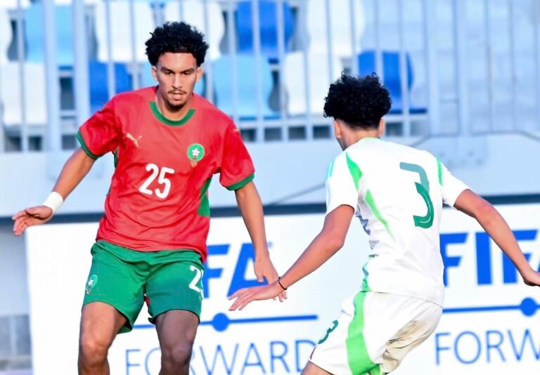 المهاجم المغربي سامي بوهودان يقدم اعتذاره للمنتخب الجزائري سامي بوهودان