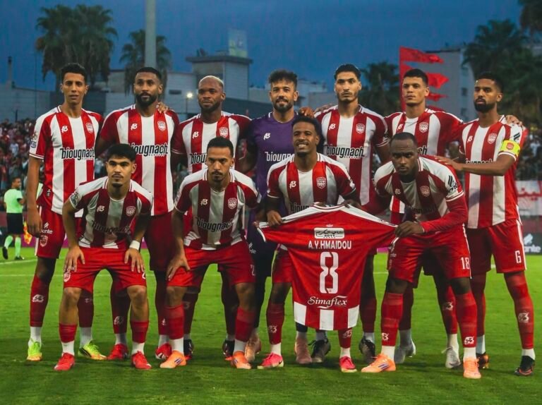 المغرب الفاسي يتسبب في تأجيل مباراة النادي المكناسي إلى الثلاثاء