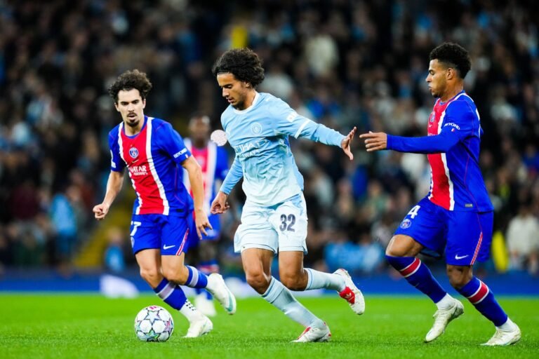 أيوب بوعدي يخطف الأنظار أمام البياسجي ويؤكد علو كعبه في دوري أبطال أوروبا